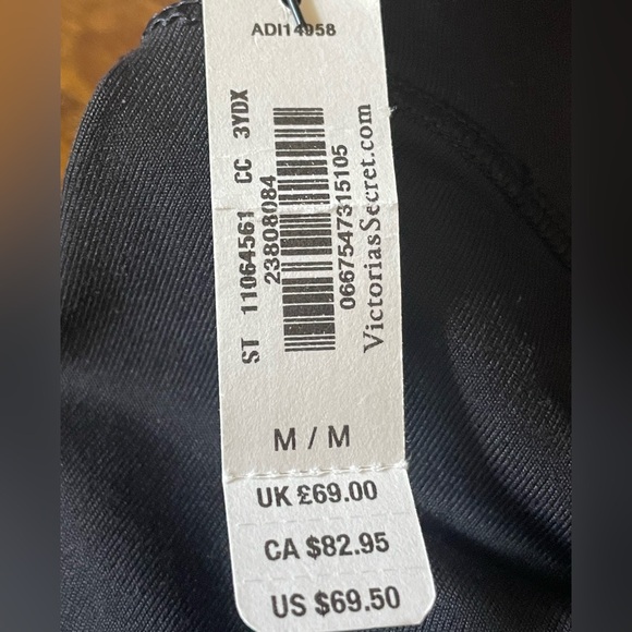 NWT VS black leggings - Picture 3 of 7